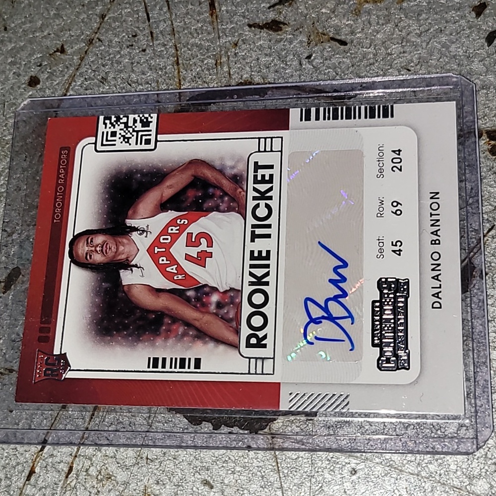 Autographed. Rookie Card. Dalano Banton. PANINI contenders.